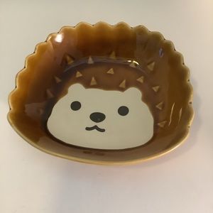 Japanese Ceramic Dish 7” Rice Bowl Salad Bowl Brown White Chai Dog Theme Scallop